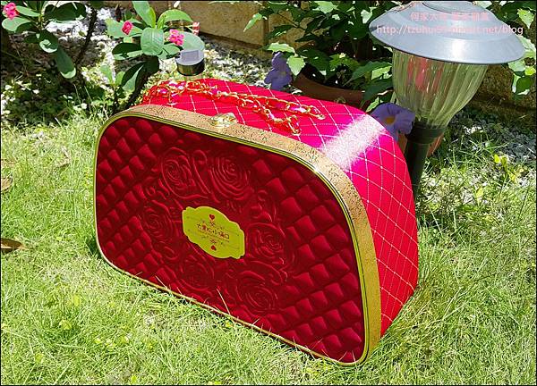 玫瑰花園喜餅 06.jpg 玫瑰花園喜餅 06.jpg