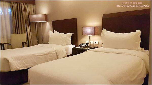 Mandarin plaza hotel 06.jpg