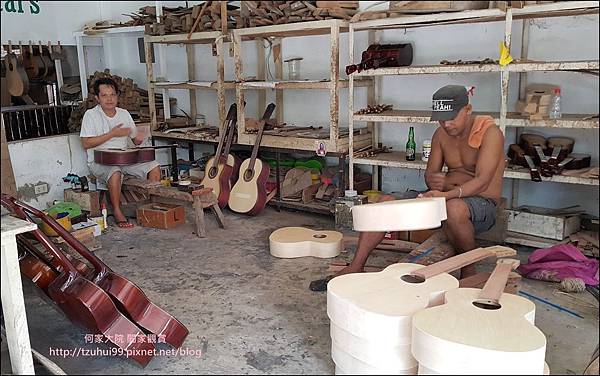 菲律賓宿霧吉他工廠 05.jpg