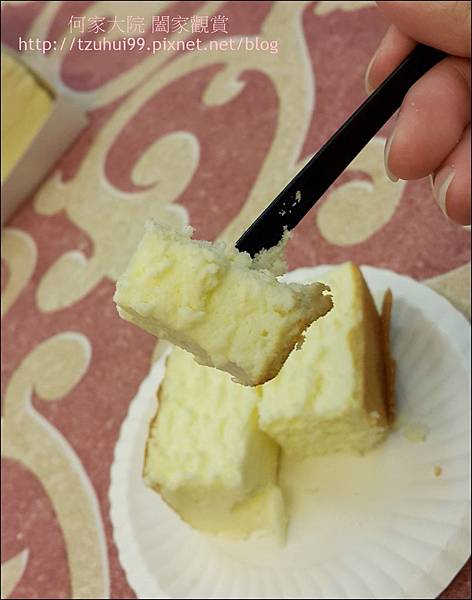 舒芙蕾輕乳酪 (85度C甜點) 12.jpg