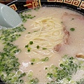 日本必吃美食拉麵一蘭拉麵(大阪梅田阪急東通店 11.jpg