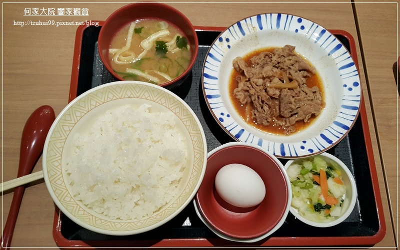 日本關西機場第一航廈(美食街町家小路+sukiya牛丼專賣店+皮卡丘專賣店) 09.jpg