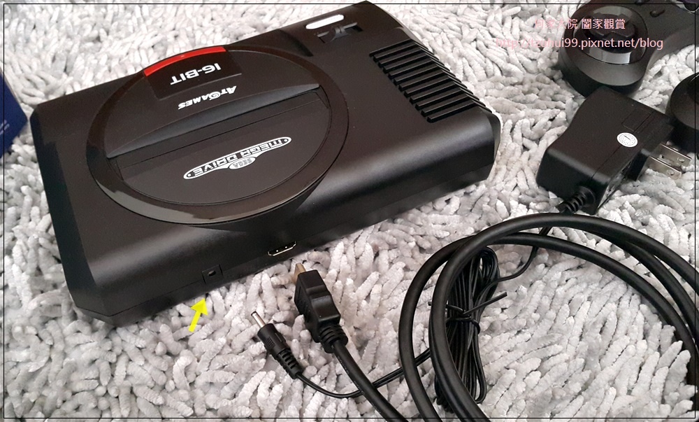 SEGA MD 復古遊戲機 16.jpg