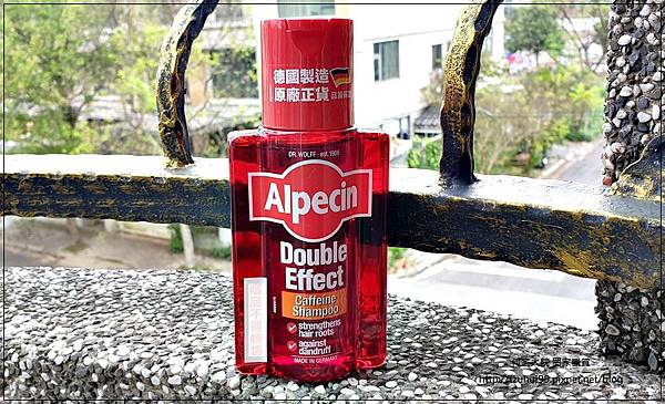 德國髮現工程Alpecin Double Effect(雙效咖啡因抗頭皮屑洗髮露) 01.jpg