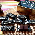 Meiji明治 CACAO系列巧克力(72%+86%+95%黑巧克力) 20.jpg