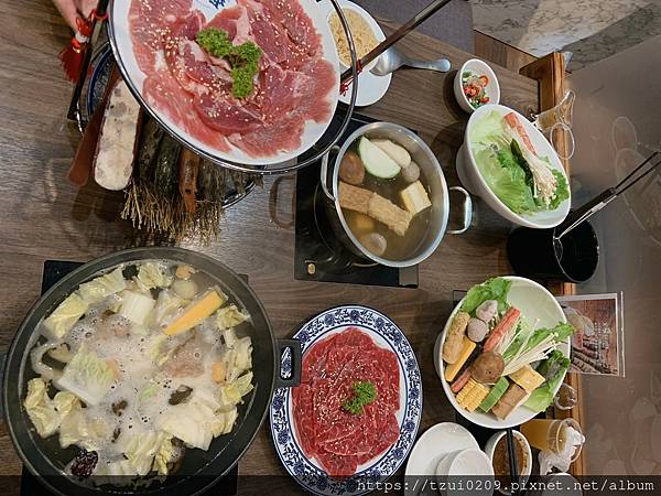 LINE_ALBUM_炩妃家_210928_23