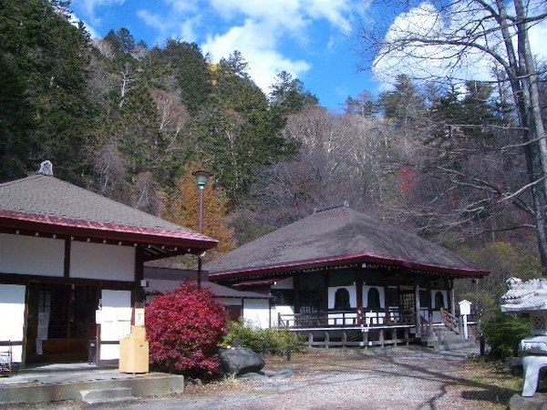 溫泉寺