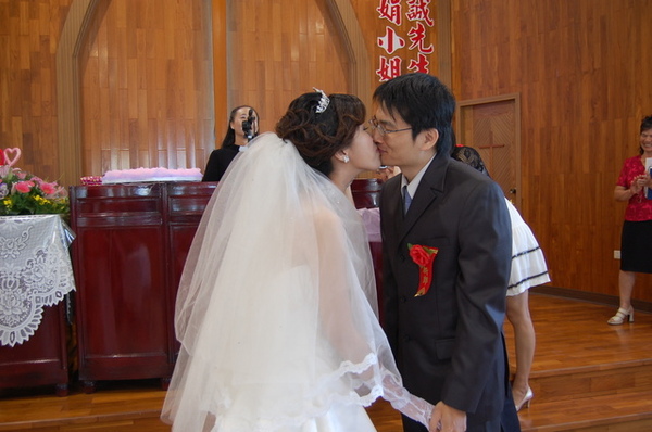 kiss是一定要表演的老招啦~