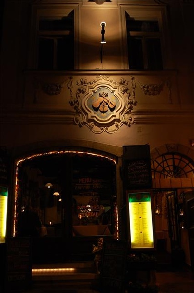 晚餐在「三隻小提琴餐廳」