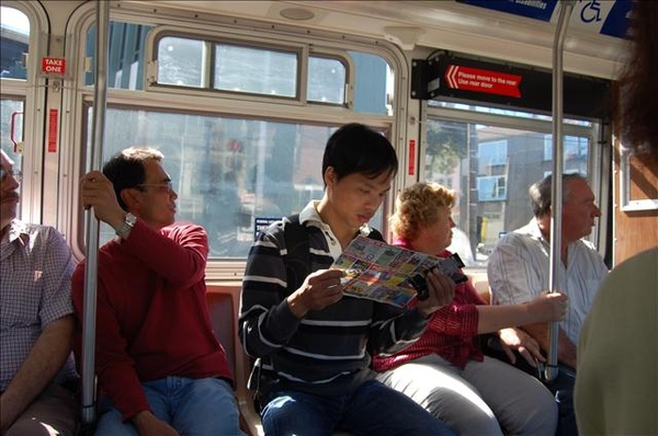 搭公車去金們大橋喲（請認真研究路線，本人累了）
