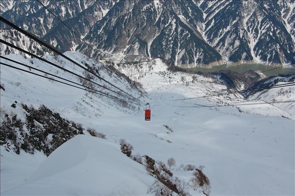 要搭這台到對面那座山頭