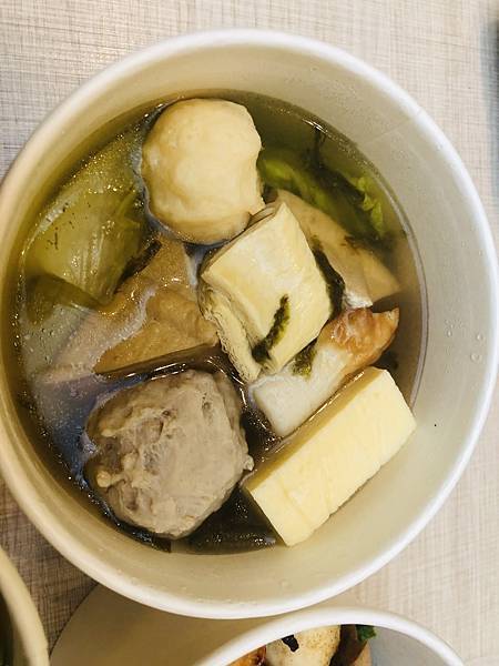 【台北內湖】三軍總醫院吃什麼 微風美食街任你選 【台北內湖】三軍總醫院吃什麼 微風美食街任你選