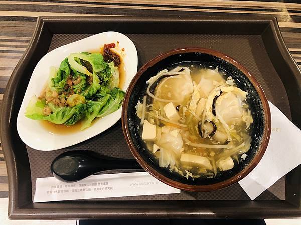 【台北內湖】三軍總醫院吃什麼 微風美食街任你選