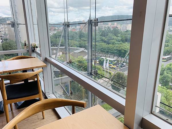 【芝山天母】天母SOGO裡的角落咖啡 omocafe 【芝山天母】天母SOGO裡的角落咖啡 omocafe