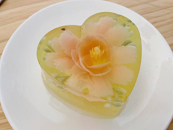 【內湖大湖】隱藏在大溝溪生態治水園區旁的網美餐廳 - Le 