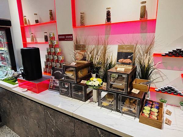 【桃園住宿】IF Motel 商務汽車旅館 風格雙人車庫房 【桃園住宿】IF Motel 商務汽車旅館 風格雙人車庫房