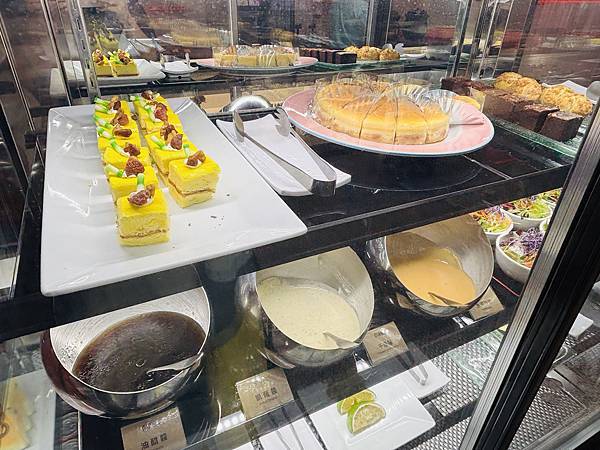 【桃園住宿】IF Motel 商務汽車旅館 風格雙人車庫房 【桃園住宿】IF Motel 商務汽車旅館 風格雙人車庫房