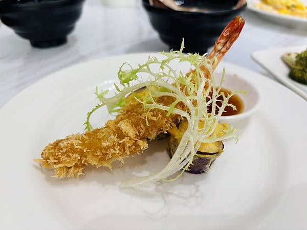 【桃園住宿】IF Motel 商務汽車旅館 風格雙人車庫房 【桃園住宿】IF Motel 商務汽車旅館 風格雙人車庫房