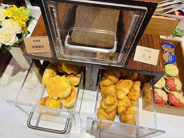 【桃園住宿】IF Motel 商務汽車旅館 風格雙人車庫房 【桃園住宿】IF Motel 商務汽車旅館 風格雙人車庫房