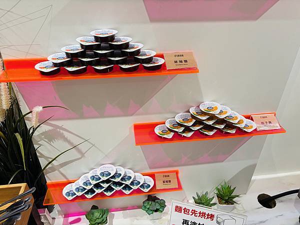 【桃園住宿】IF Motel 商務汽車旅館 風格雙人車庫房 【桃園住宿】IF Motel 商務汽車旅館 風格雙人車庫房