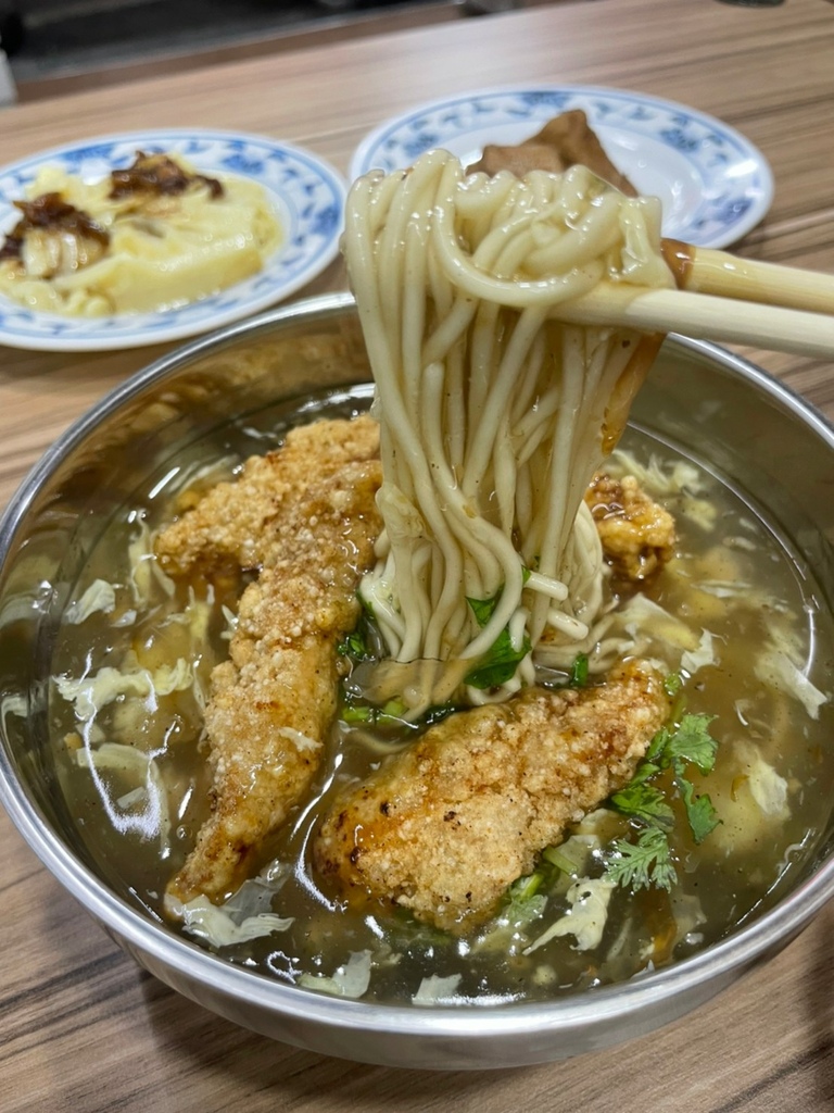 LINE_ALBUM_2022.07.20嘉義-食物-阿華土魠魚羹_220721_5.jpg