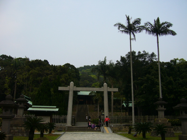 鳥居前