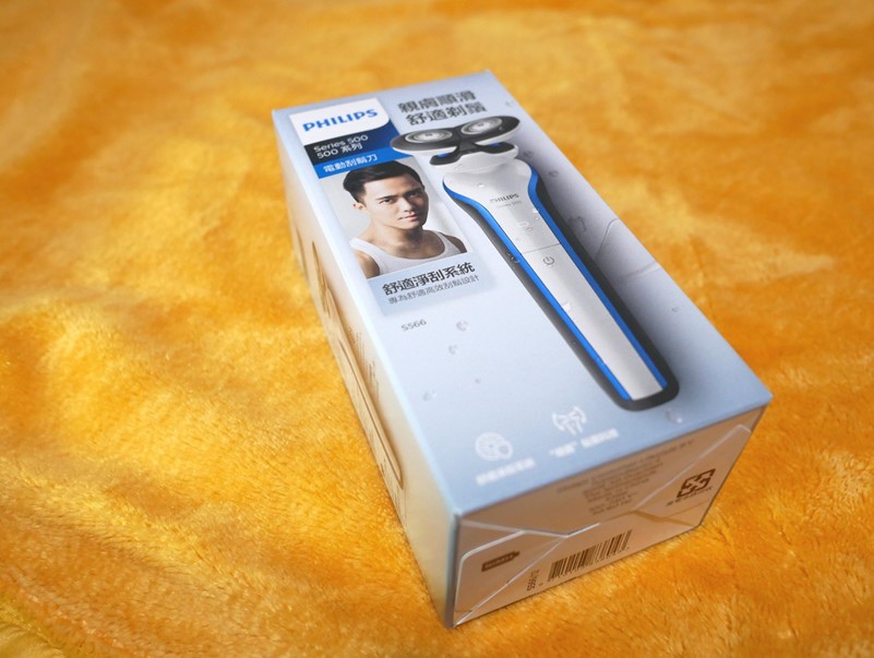 Philips U-tube S566 順翼貼麵怎麼颳都行，舒適不留痕跡！