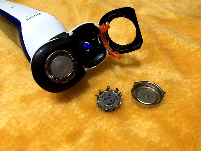 Philips U-tube S566 順翼貼麵怎麼颳都行，舒適不留痕跡！