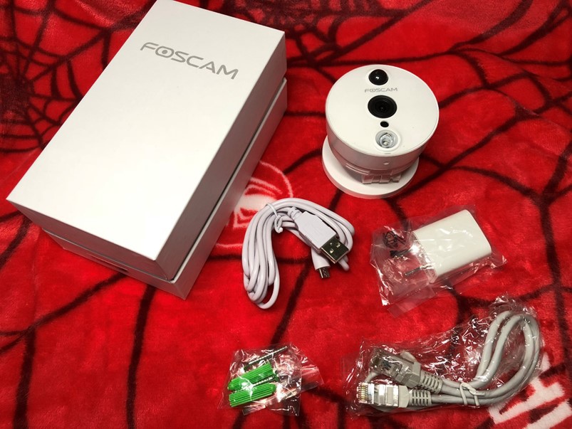 【開箱】FoscamC2網路攝影機，居傢照護、萌寵、監控防盜好幫手