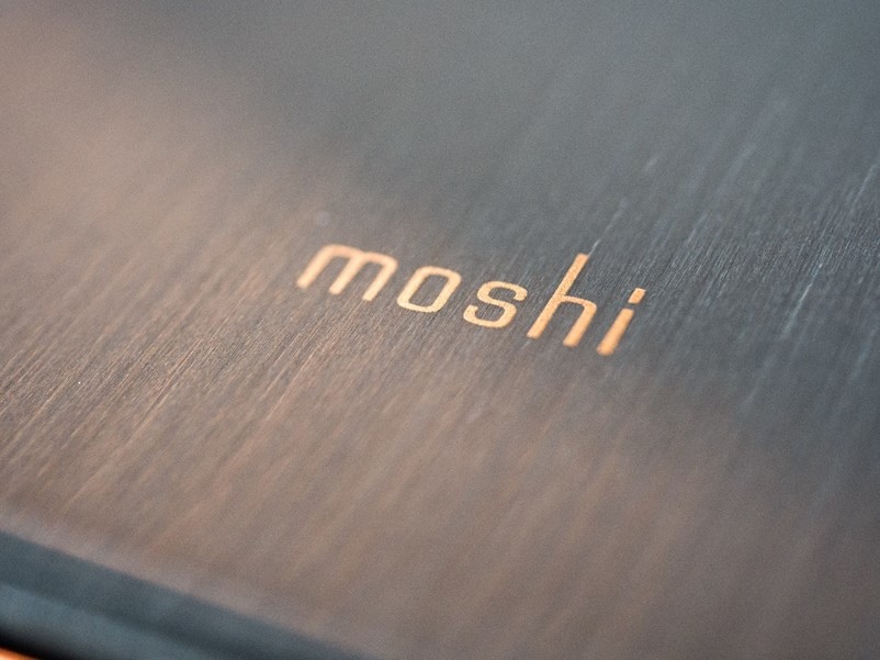 【開箱】Moshi SnapTo 磁吸無線充電手機車用支架，單手操作秒取秒放超方便！無線充電推薦 - 29