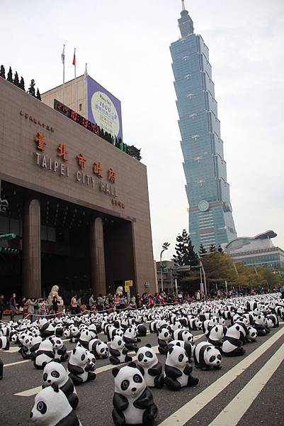 1600隻台北紙熊猫 002 (683x1024).jpg