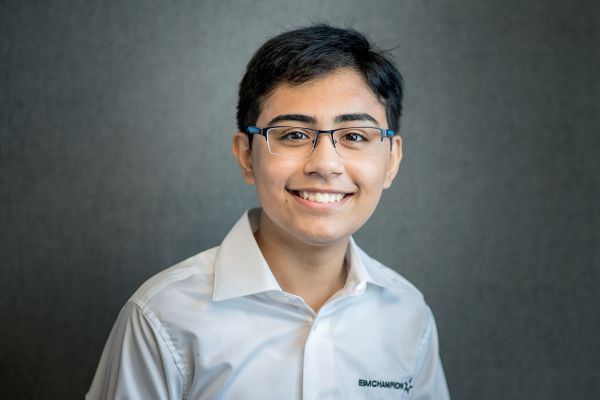 七歲就教人寫程式語言,他會讓你知道python的重要(上) 七歲就教人寫程式語言,他會讓你知道python的重要(上)