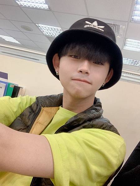 high-school-senior-chen.jpg high-school-senior-chen.jpg