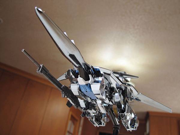 HGUC Delta Plus (Metallic ver...