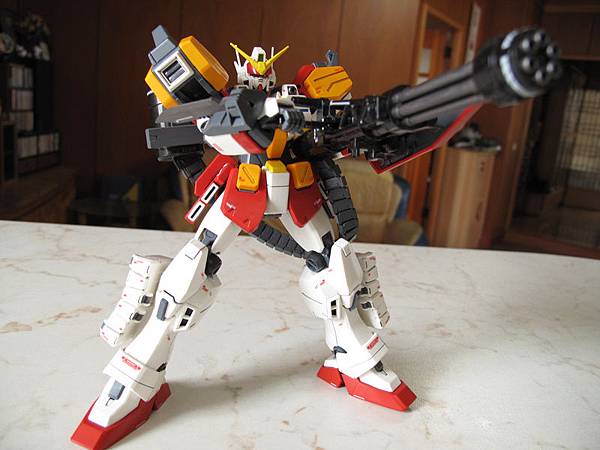 MG Gundam HeavyArms (EW)