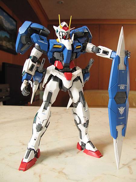 MG Gundam 00 Raiser