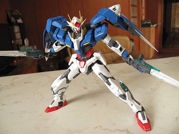 MG Gundam 00 Raiser