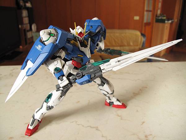 MG Gundam 00 Raiser