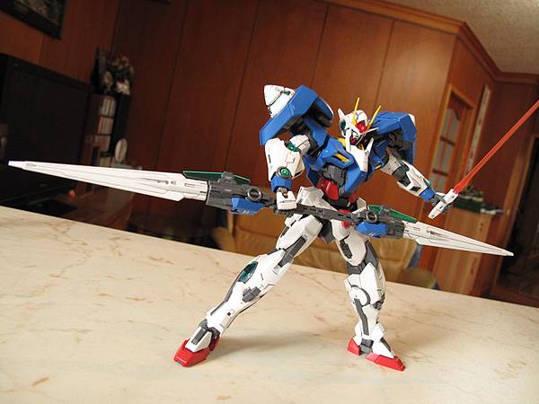 MG Gundam 00 Raiser