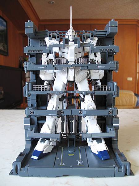 MG Unicorn Gundam HD + MS-Cag...