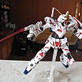 MG Unicorn Gundam HD + MS-Cag...