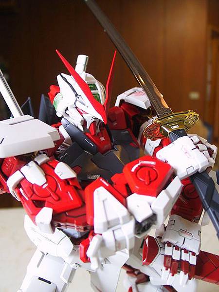 PG Gundam Astray Red Frame