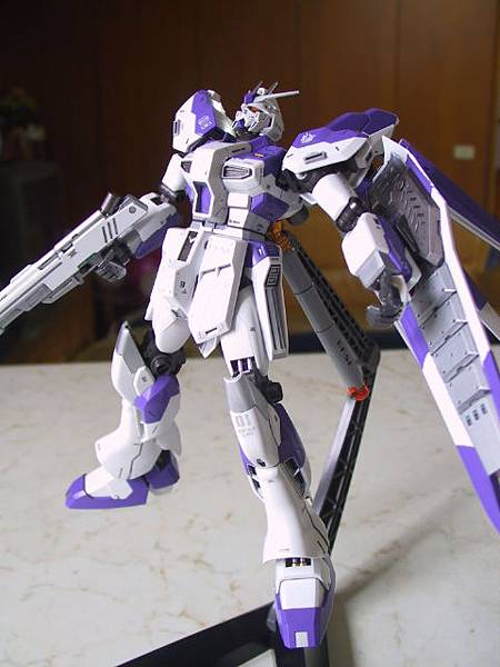 MG Hi-ν Gundam