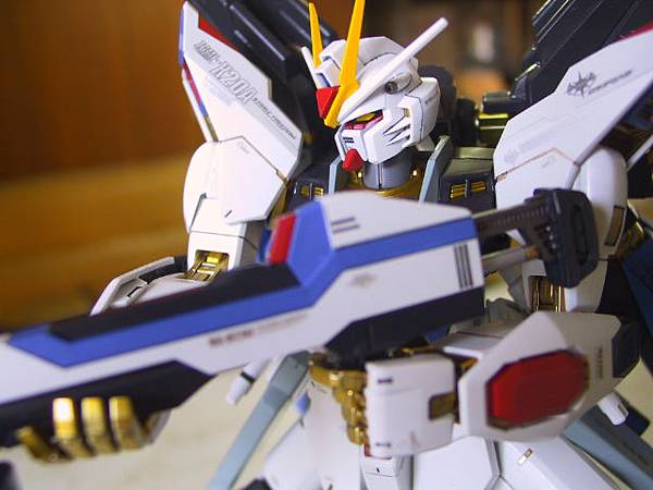 MG Strike Freedom Full-Burst Mode