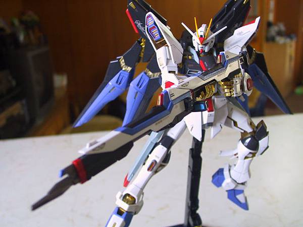 MG Strike Freedom Full-Burst Mode