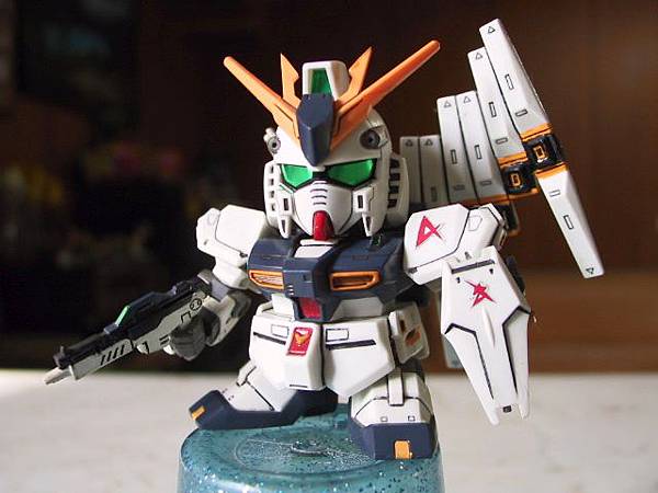 BB  ν Gundam