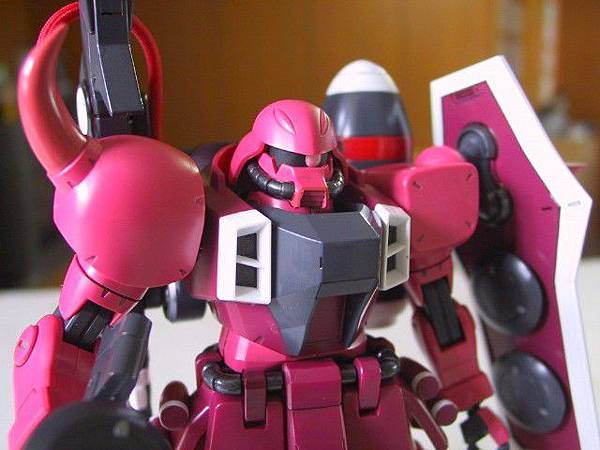 1/100 Gunner Zaku Warrior