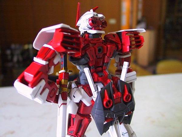 1/100 Gundam Astray Red Frame