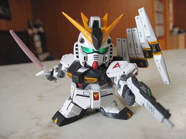 BB ν Gundam (HWS仕樣) 