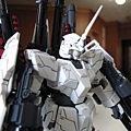 HGUC Full Armor Unicorn Gundam (U.M.)